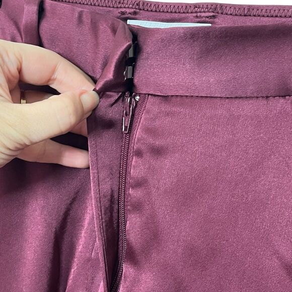Babaton Satin Cargo Pants Women’s Size 00 Burgundy Utility Trousers Y2K - Picture 8 of 14